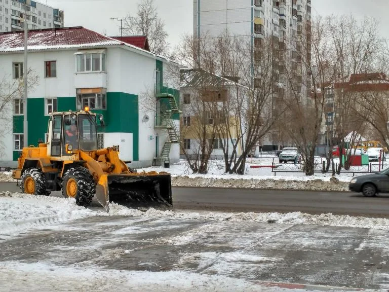 Вывоз снега продолжается: итоги за сутки